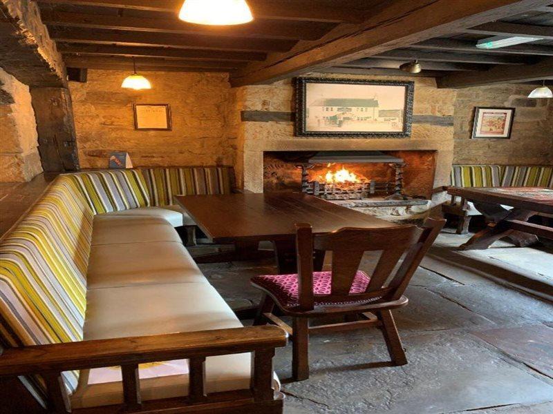 Hotel Ye Olde Mustard Pot Midhopestones Esterno foto