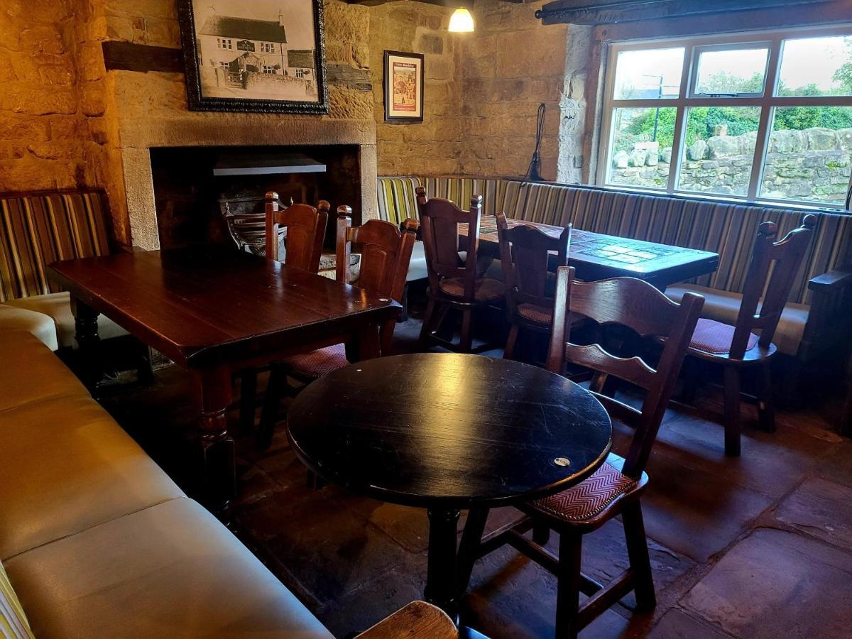 Hotel Ye Olde Mustard Pot Midhopestones Esterno foto