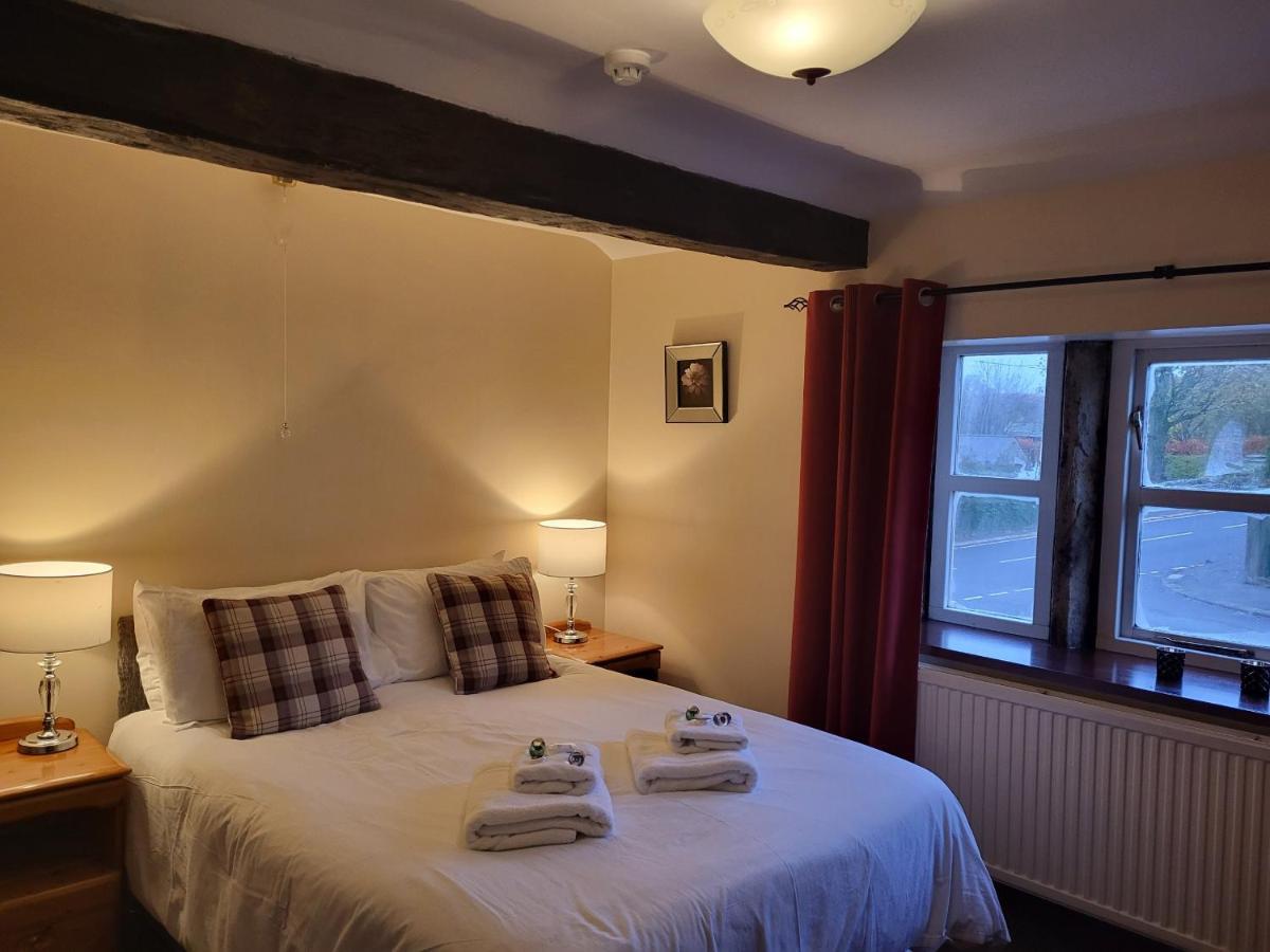 Hotel Ye Olde Mustard Pot Midhopestones Esterno foto