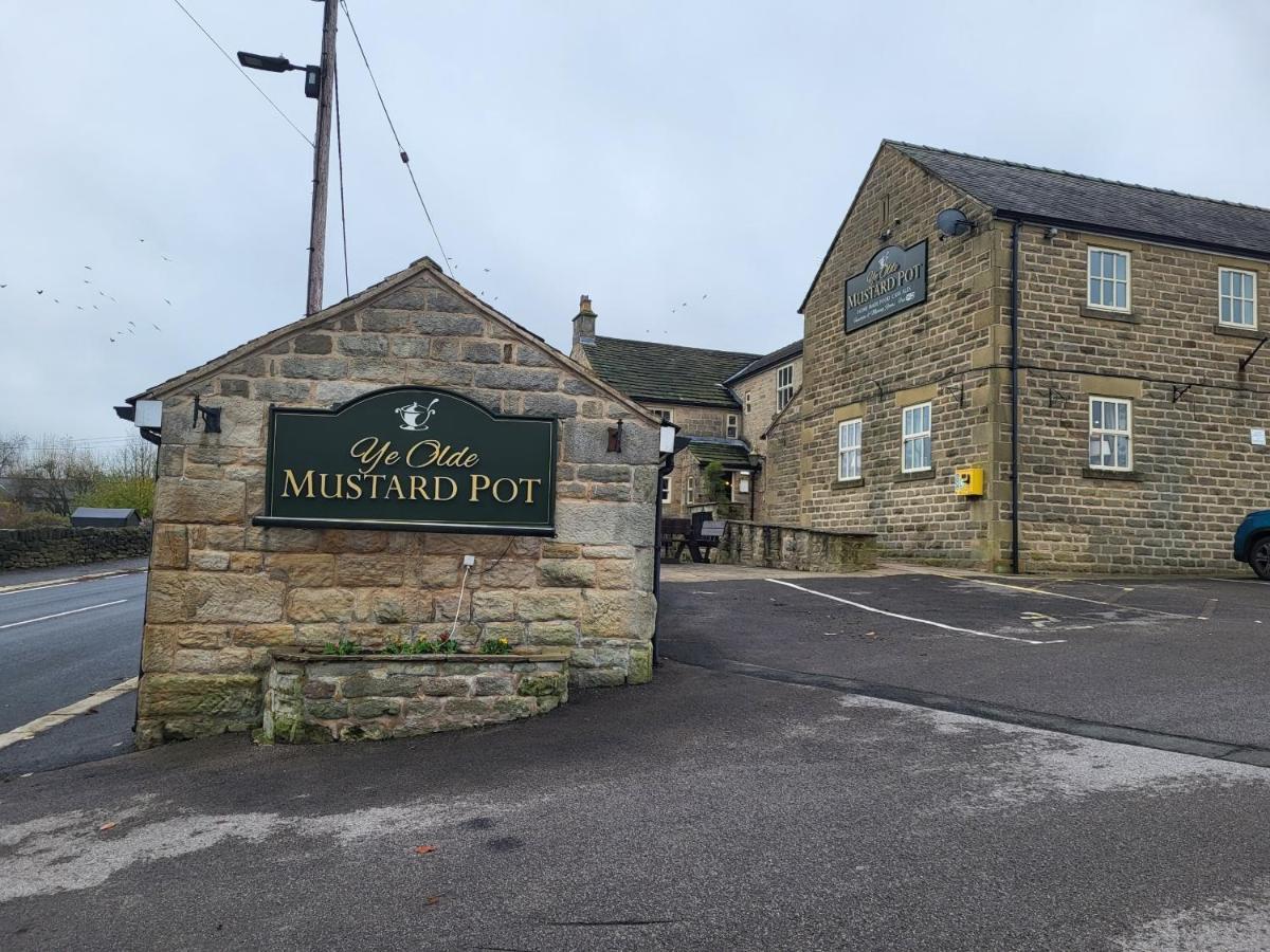 Hotel Ye Olde Mustard Pot Midhopestones Esterno foto